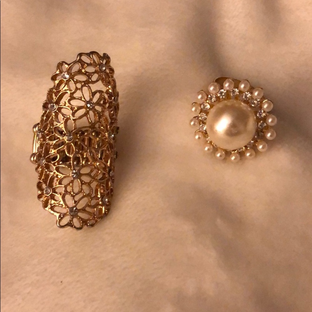 Two rings for the price of one!